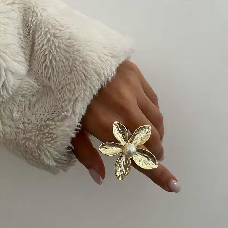 FLORELLA RING