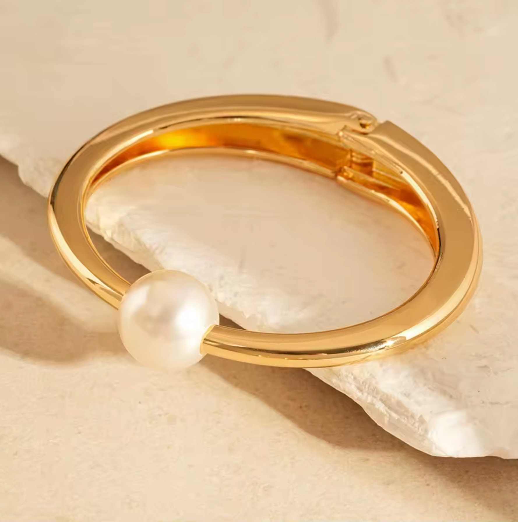 SEA PEARL CUFF BRACELET