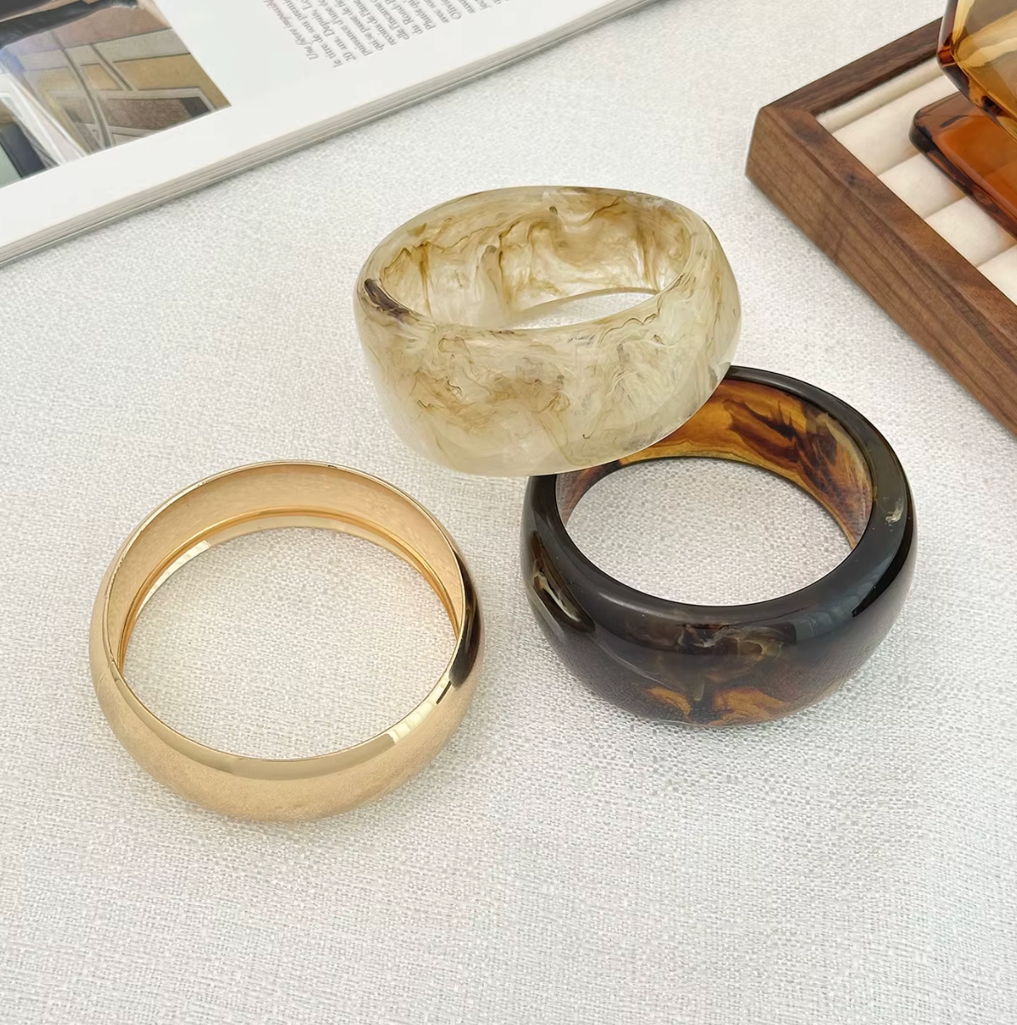 TRIO SCULPTURAL BRACELETS SET