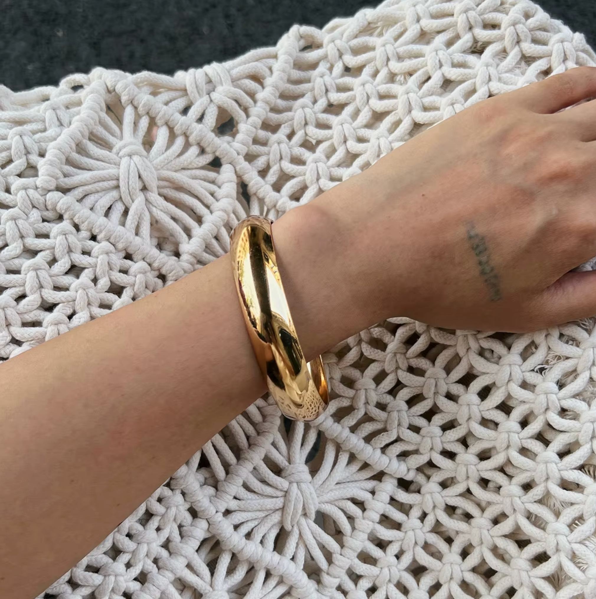 TRIO SCULPTURAL BRACELETS SET