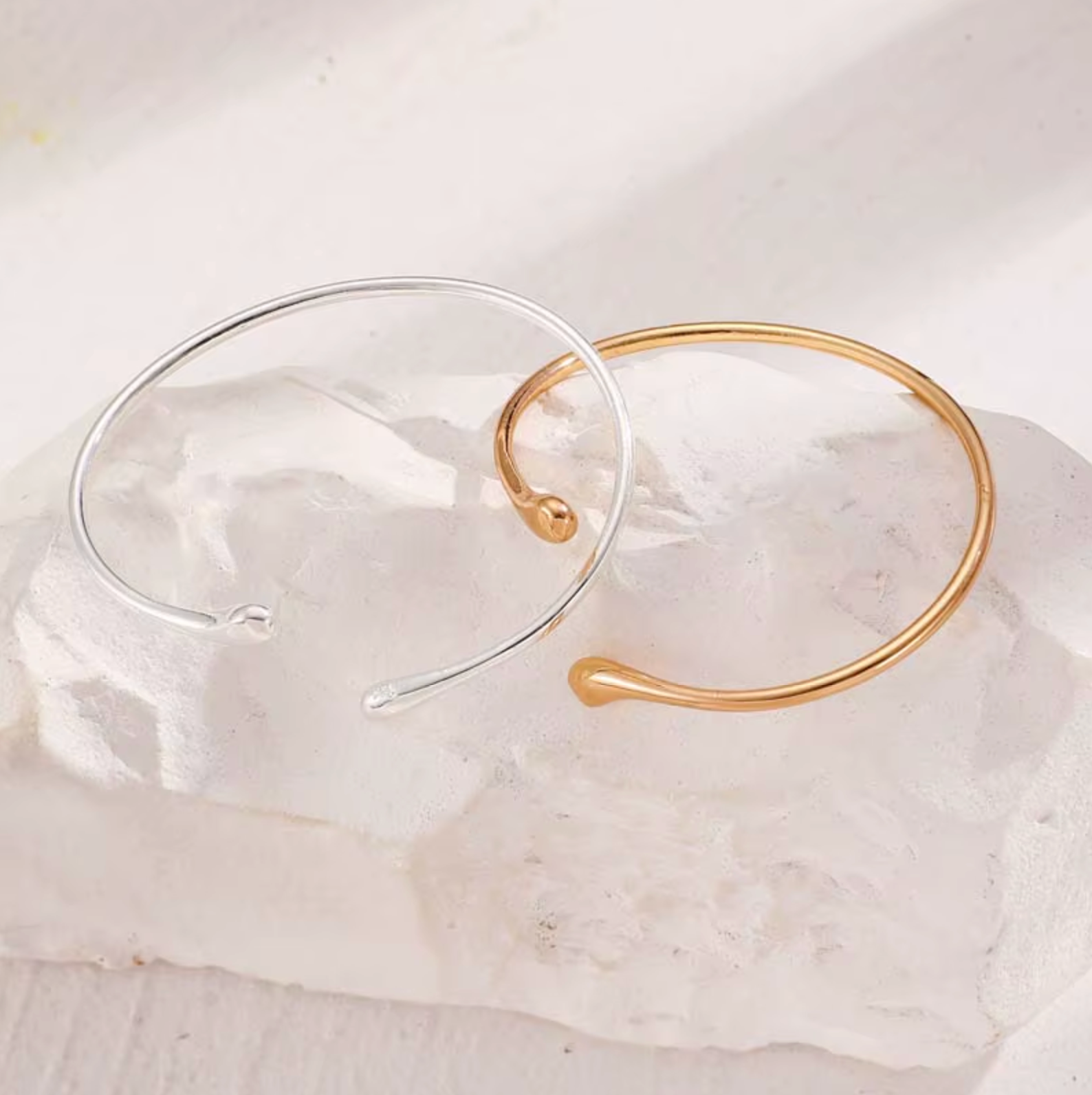 WATER DROP OPEN CUFF BRACELET