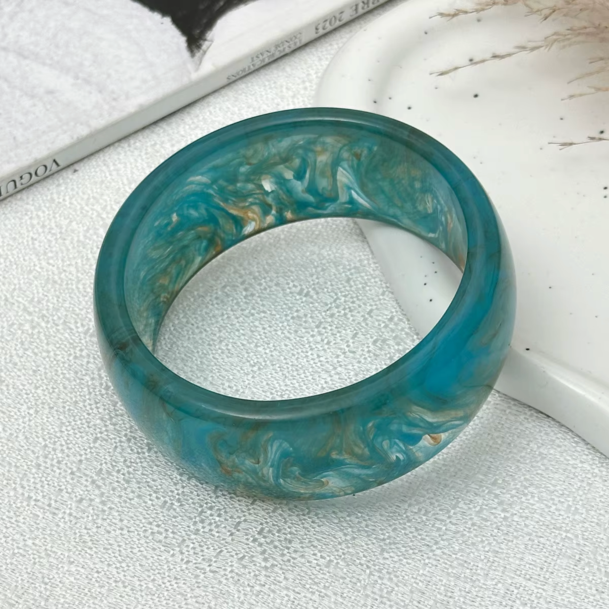 OCEAN RESIN STATEMENT BRACELET