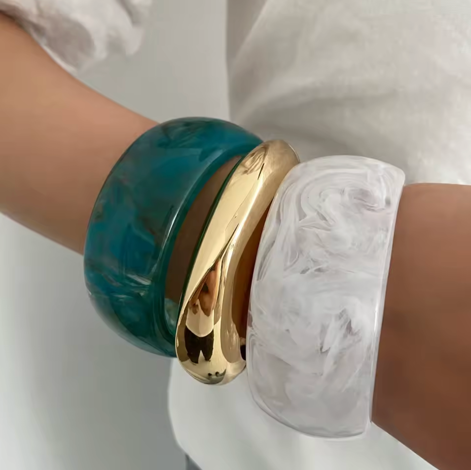 SEA TREASURES RESIN & GOLD BRACELET SET