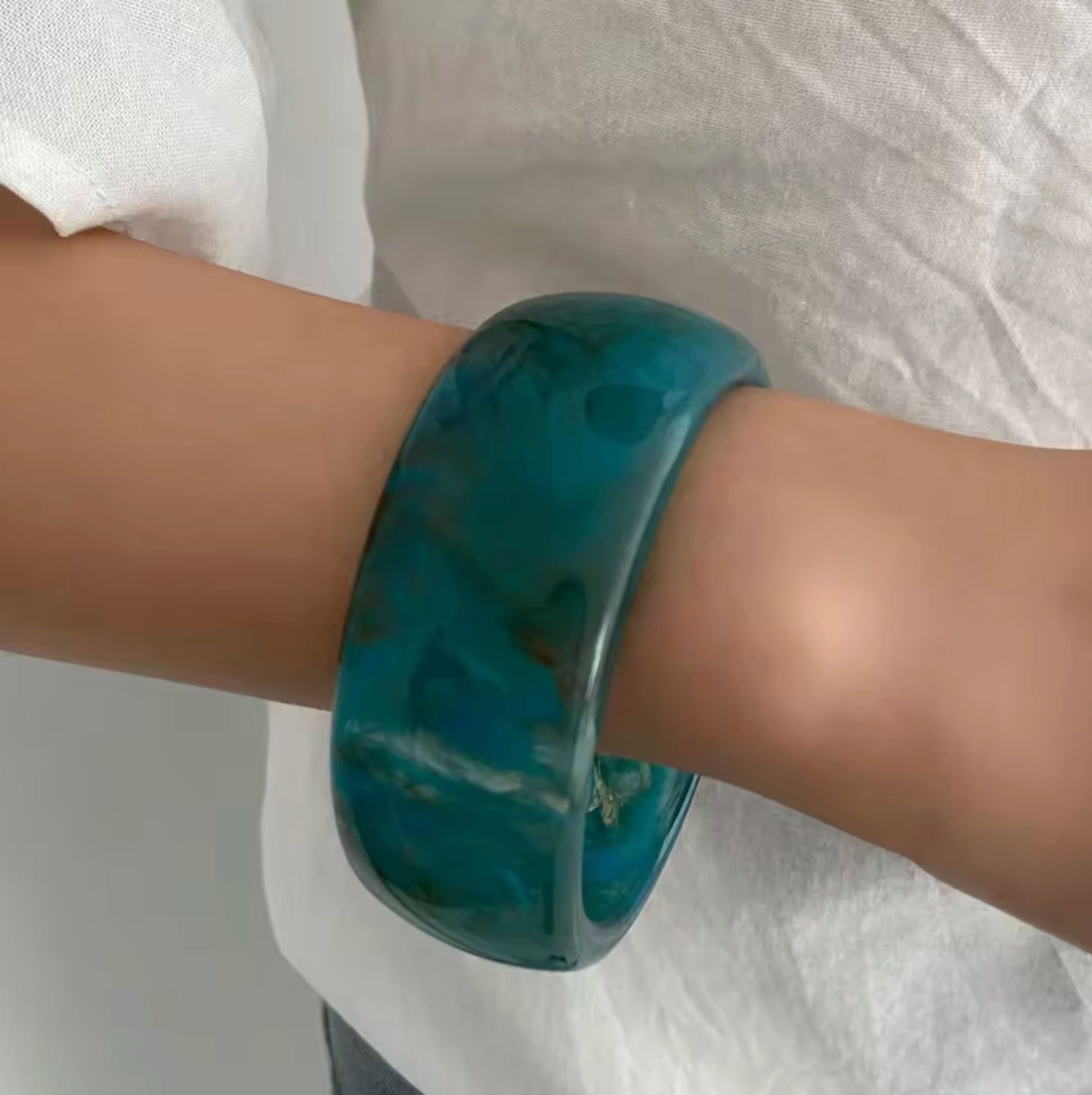 SEA TREASURES RESIN & GOLD BRACELET SET