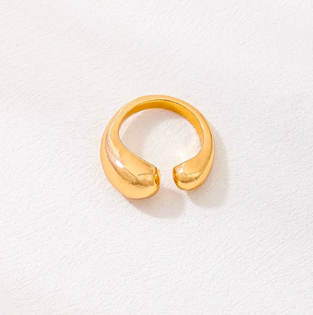 GOLDEN DROPLET JEWELRY SET
