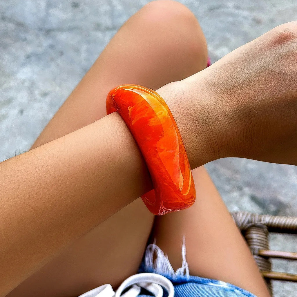 MOLTEN RESIN CUFF