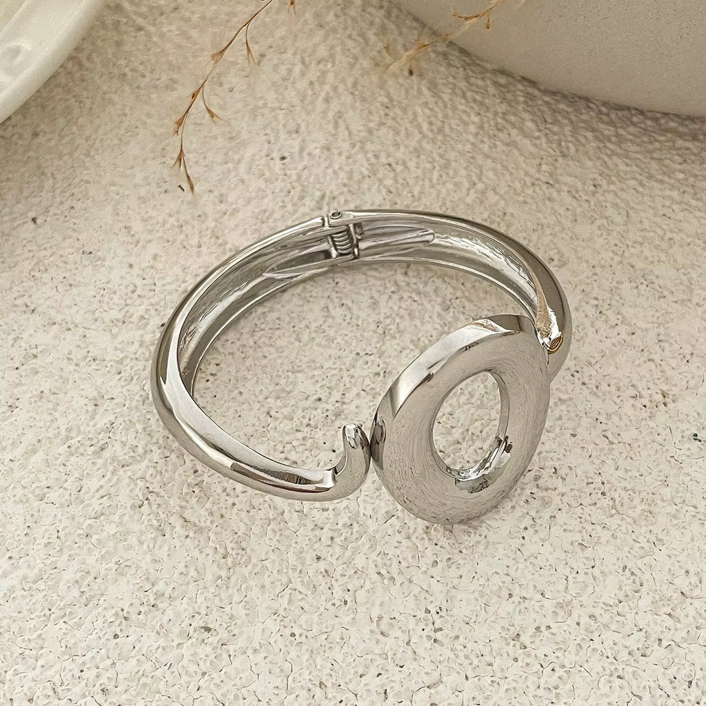 VINTAGE ABSTRACT BRACELET