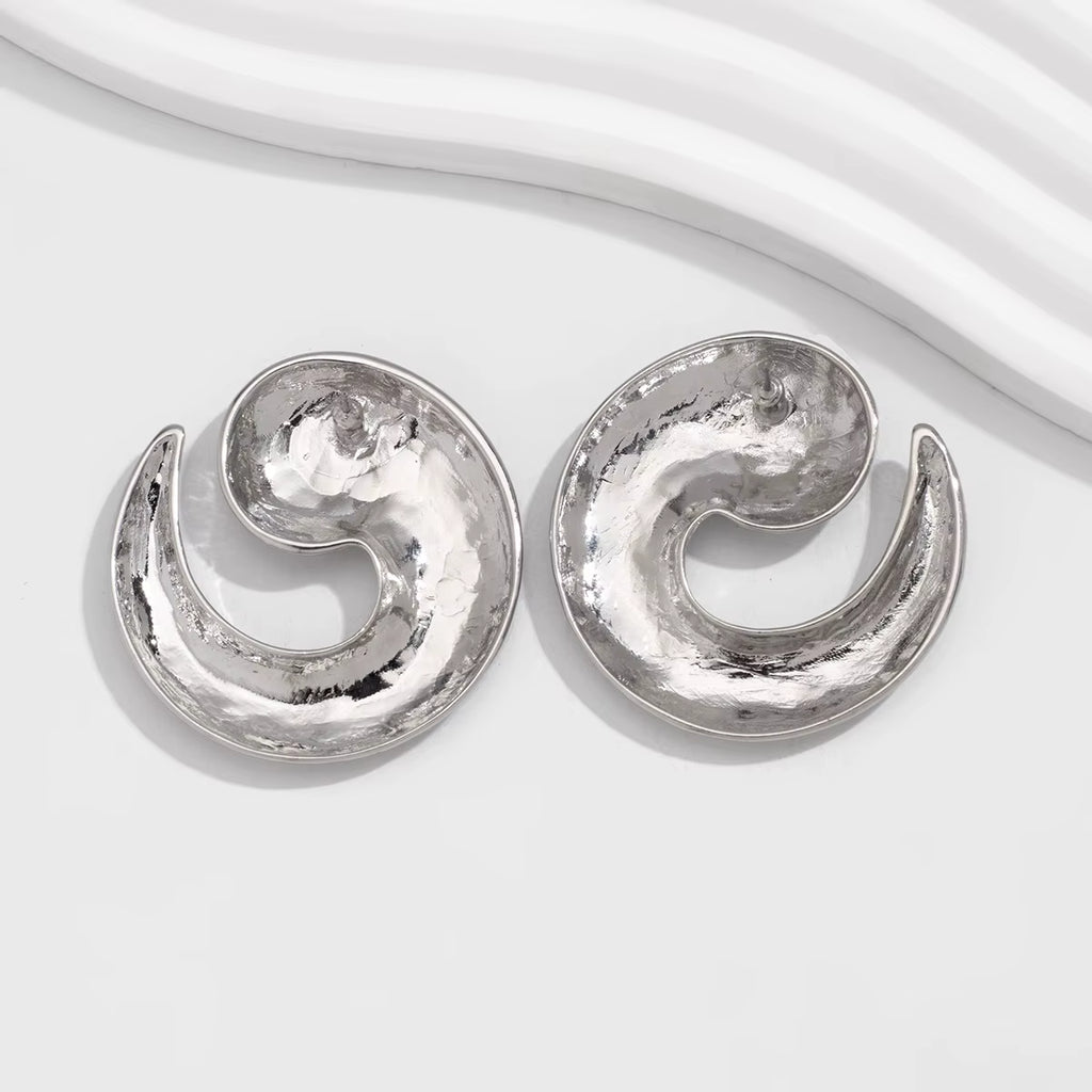 BOLD HOOP STUD EARRINGS