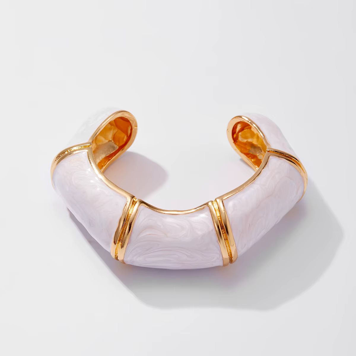 VINTAGE ONYX ENAMEL CUFF BRACELET