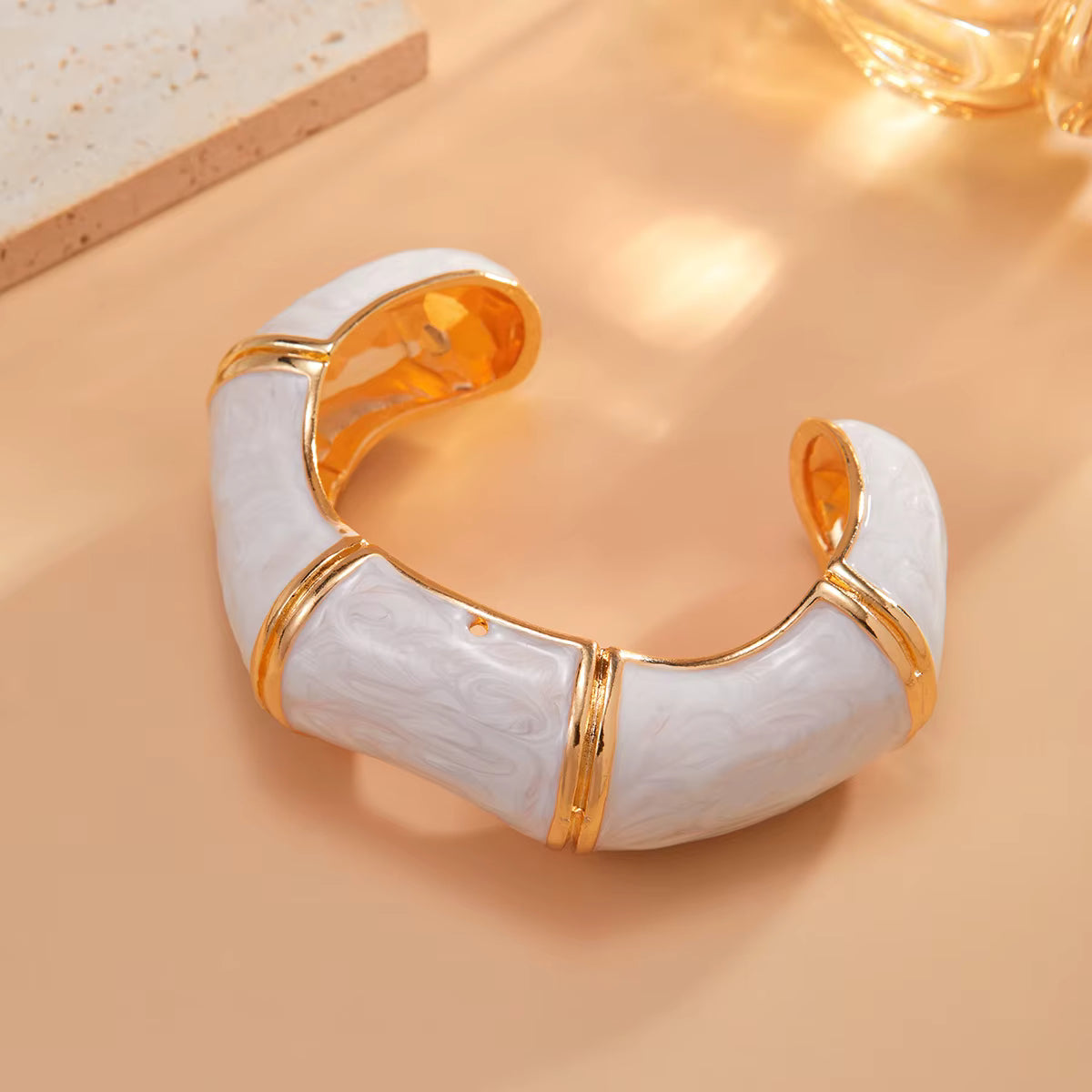 VINTAGE ONYX ENAMEL CUFF BRACELET