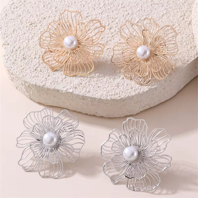 BOTANICA BLOOM LACE STUD EARRINGS