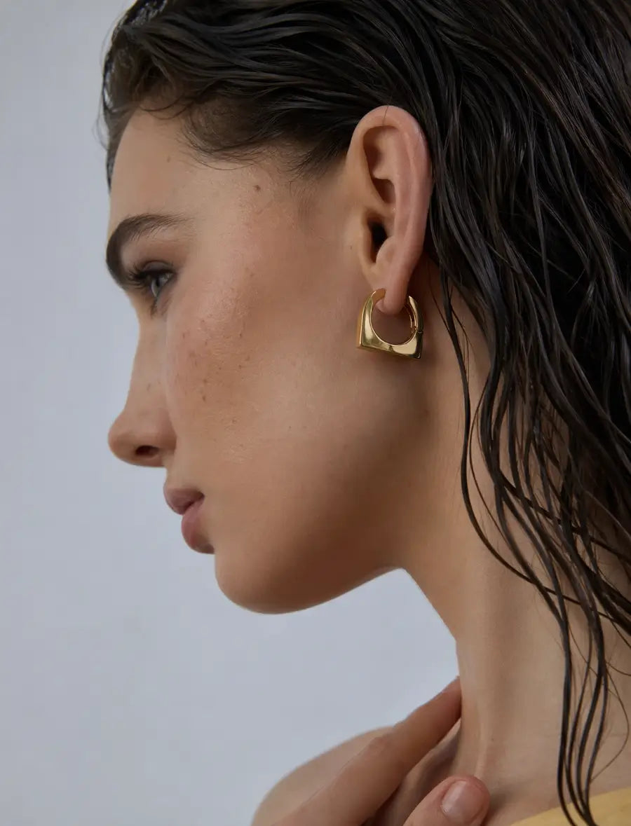 EDGE GEOMETRIC HOOP EARRINGS