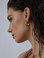 EDGE GEOMETRIC HOOP EARRINGS