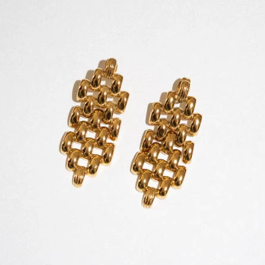 VINTAGE CHAIN CASCADE STATEMENT EARRINGS