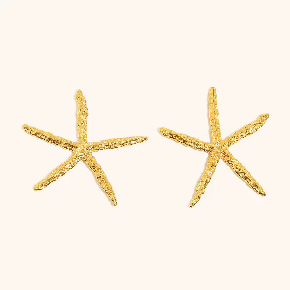 SEA HAMMERED GOLD STARFISH EARRINGS