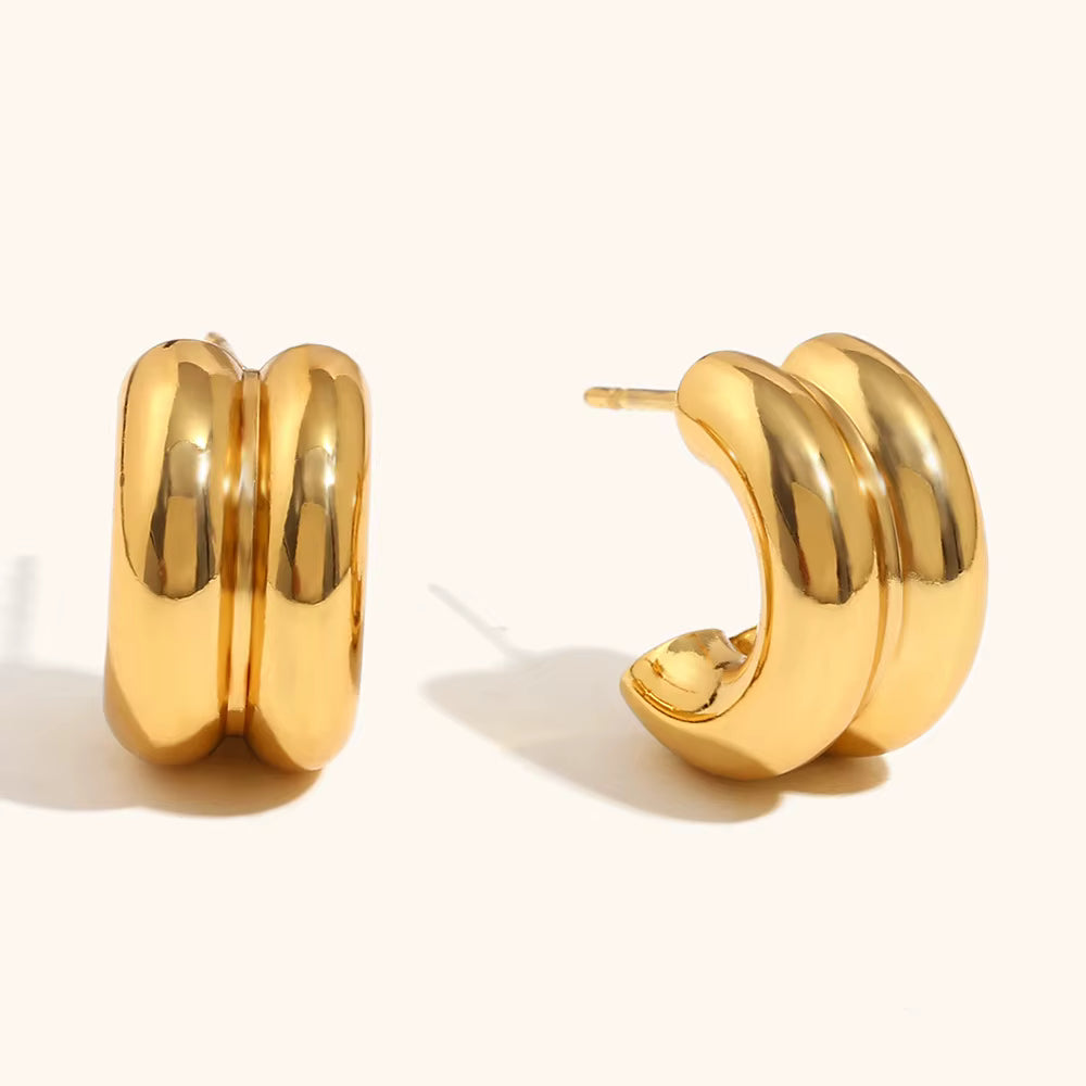 CLASSIC DOUBLE HOOP STUD EARRINGS