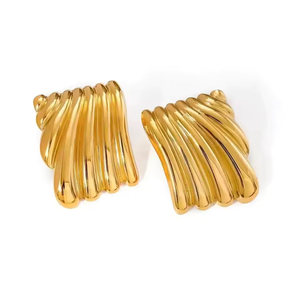 VINTAGE SCULPTED WAVE STUD EARRINGS