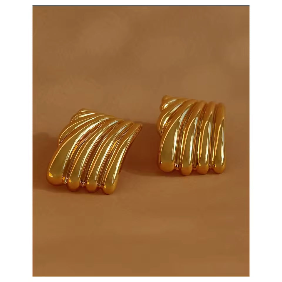 VINTAGE SCULPTED WAVE STUD EARRINGS