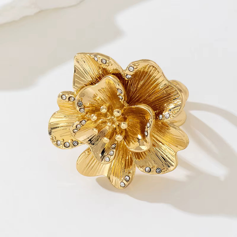 BOTANICA GOLD BLOOM CRYSTAL STATEMENT RING