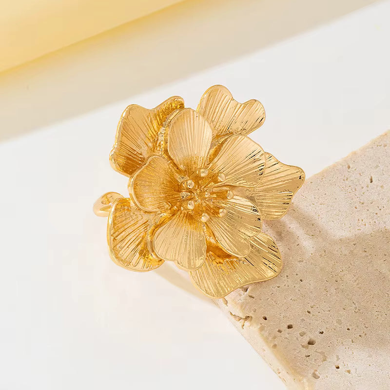 BOTANICA GOLD BLOOM RING