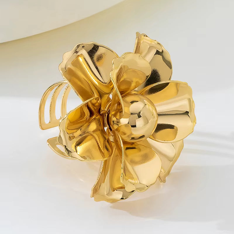 BOTANICA FLORAL SCULPTURE RING