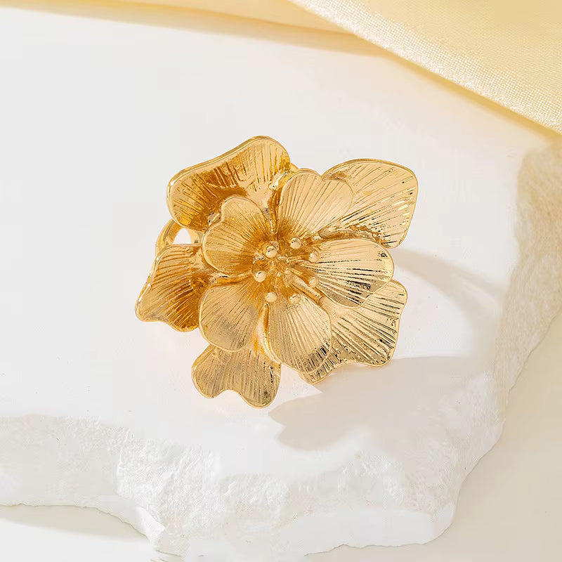 BOTANICA GOLD BLOOM RING