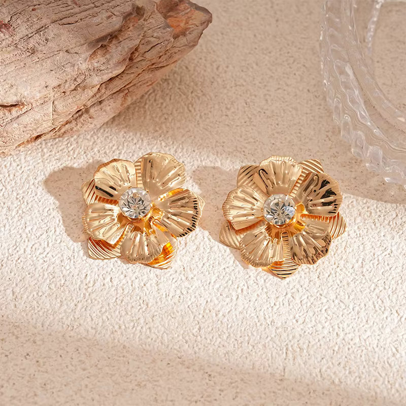 BOTANICA BLOSSOM STUD EARRINGS