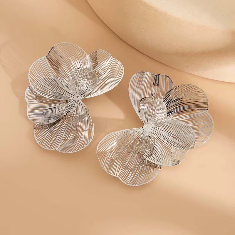 BOTANICA PETAL BLOOM EARRINGS